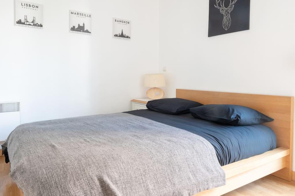 Les Paves De Prague - Appartement Pour 4 A 10 Minutes De Disneyland Paris Montévrain Exterior foto